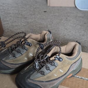 Kids Outdoor Adventure Sneakers - Brown and Black